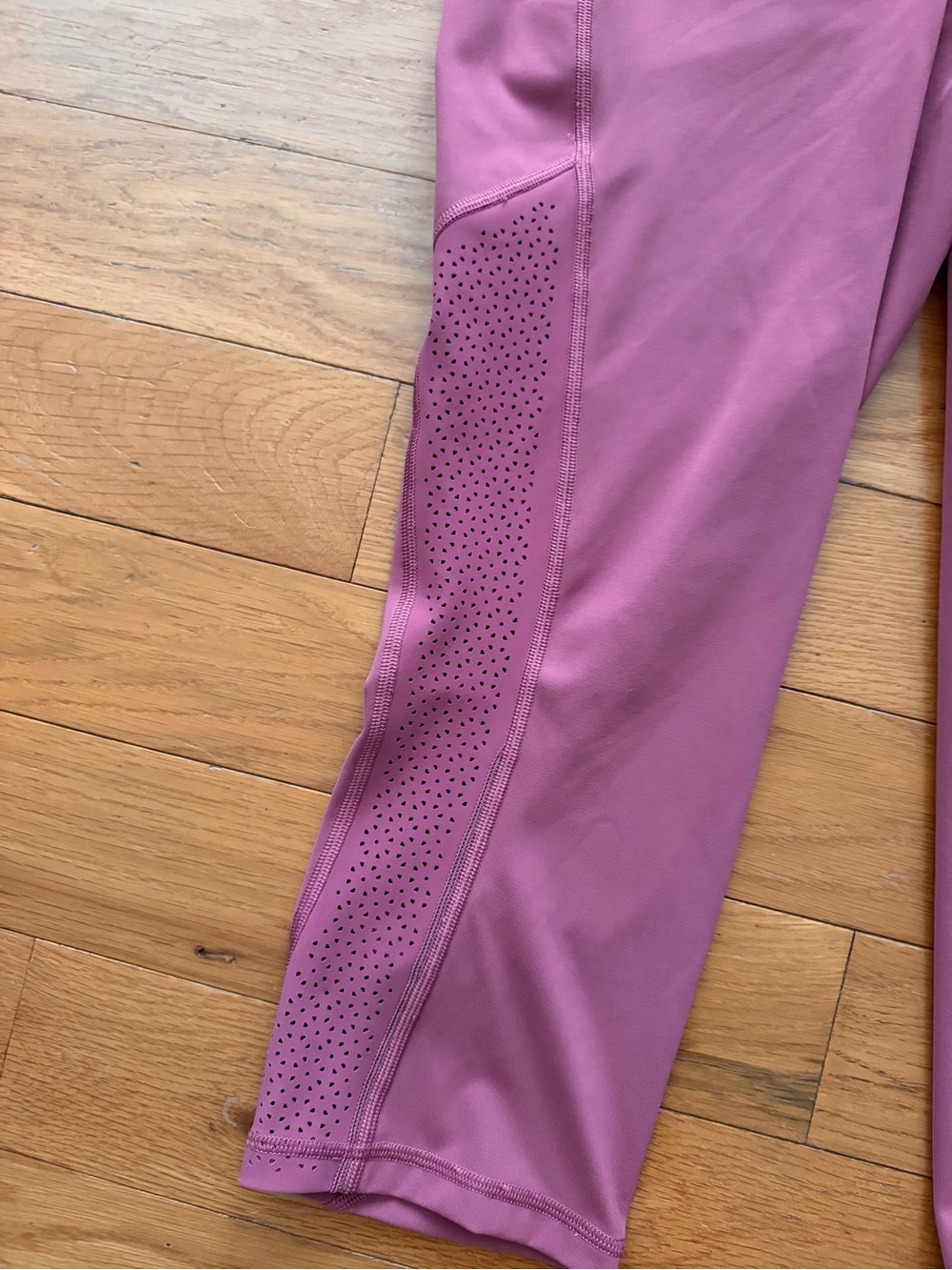 Lululemon Ready To Race Moss Rose Pink 21” Crop Leggings Size 12 - Picture 9 of 15